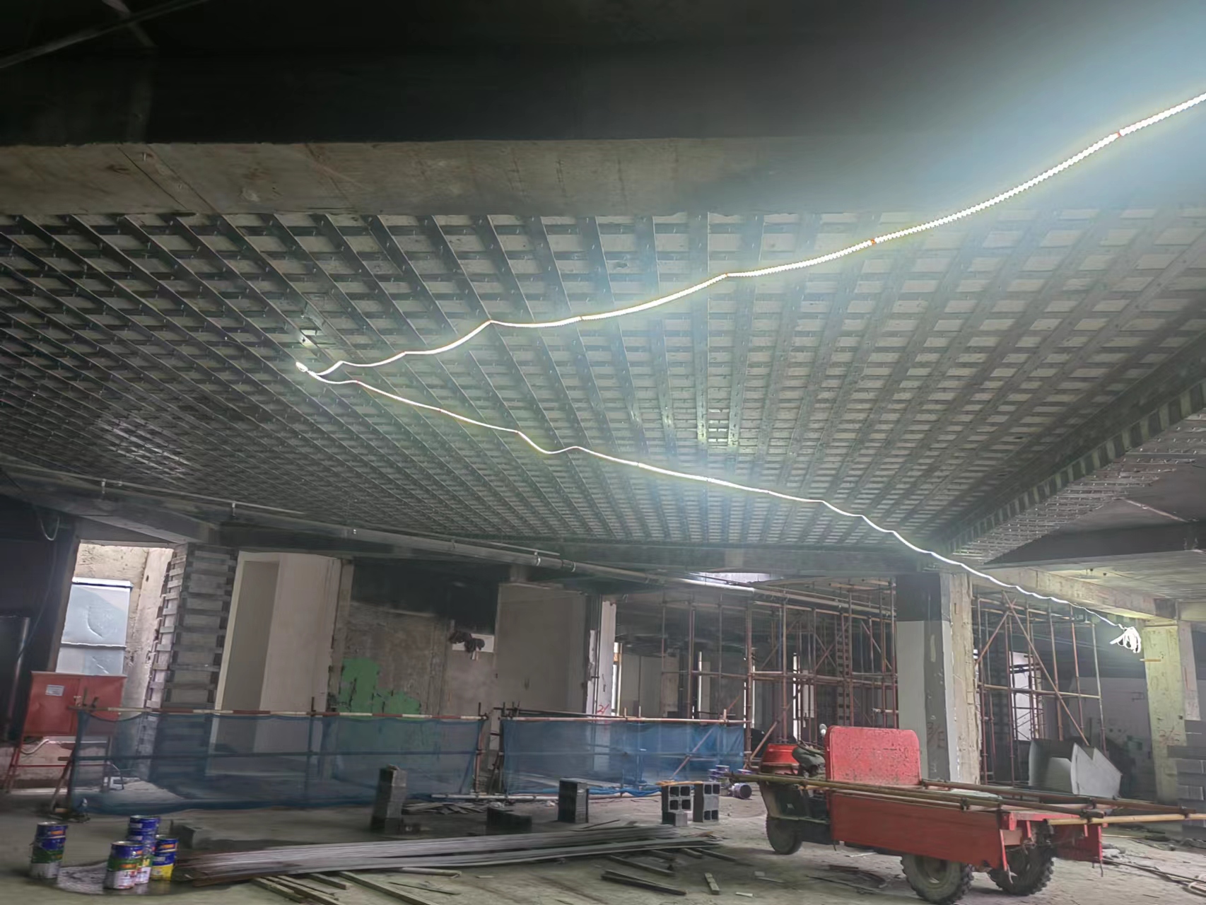 碳纤维布加固施工 (3).jpg