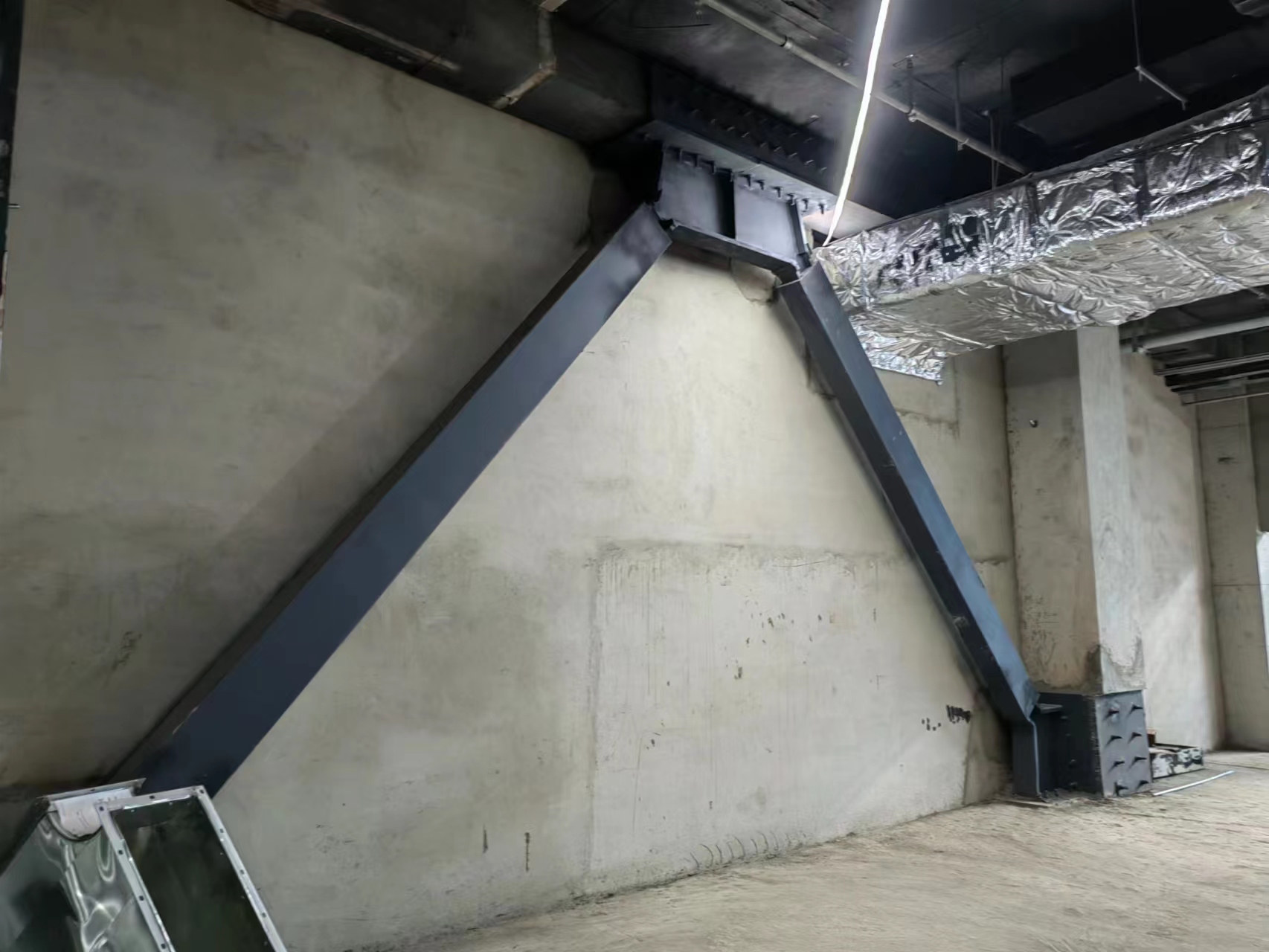 BRB屈服支撑 (1).jpg