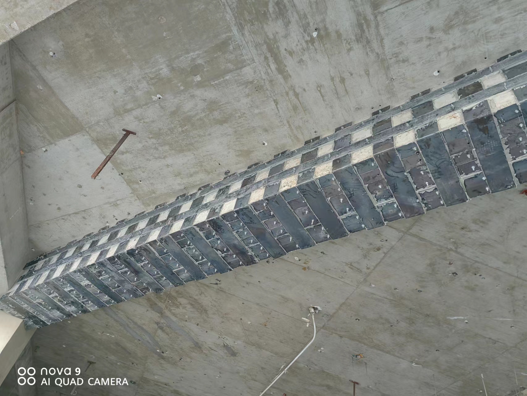 粘钢加固施工 (7).jpg